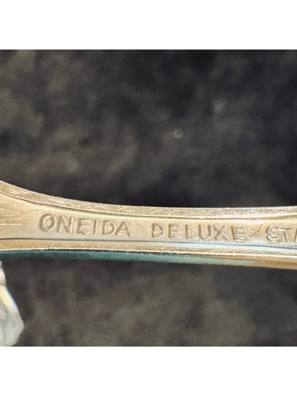 4 Oneida ALEXIS Deluxe Stainless Forks Glossy Bow Silverware Flatware